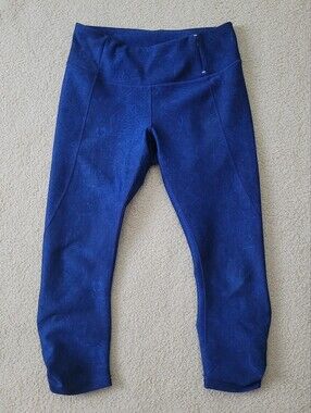 Calia By Carrie Underwood  Blue Paisley Print Ruched Capri Leggings M